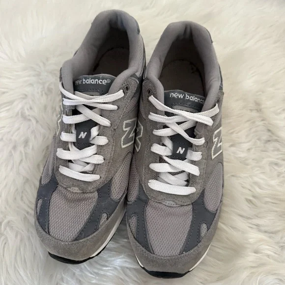 New Balance 993 Made in USA Gray Suede Mesh Sneakers Women’s 7 - Picture 3 of 9